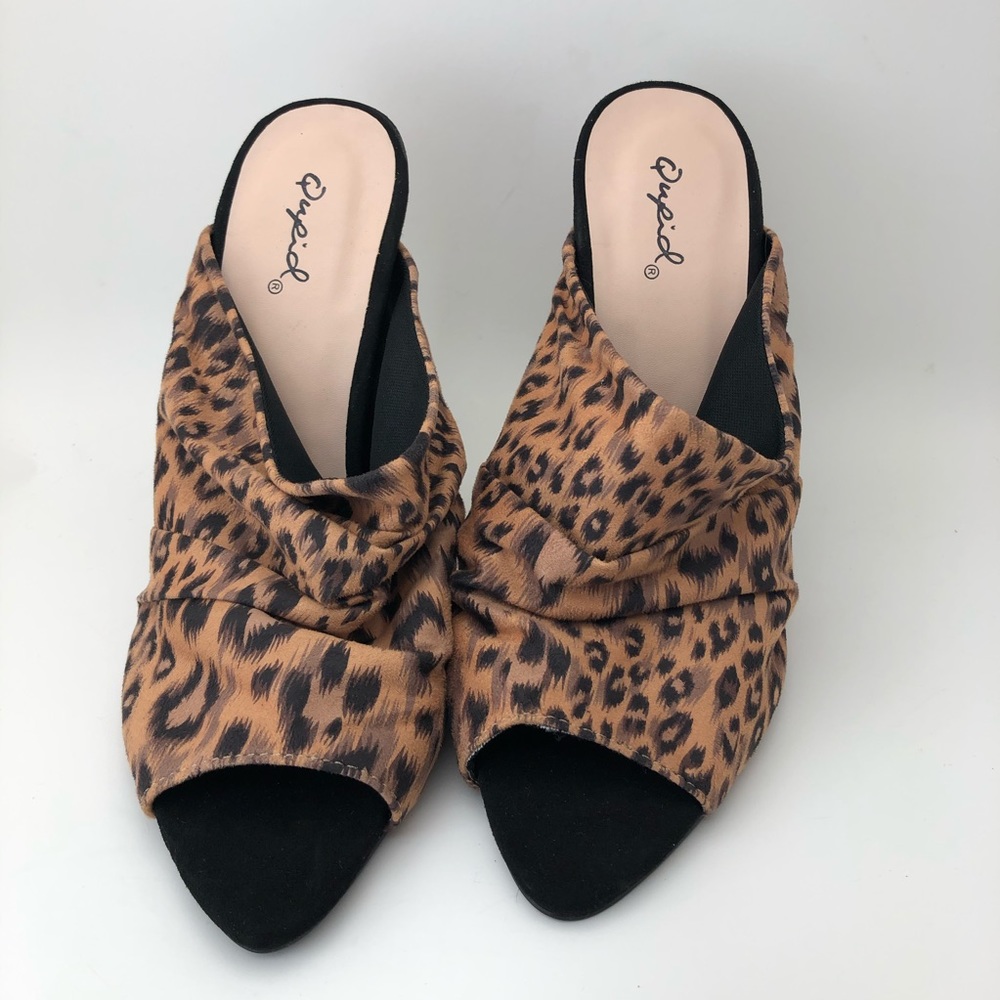 Qupid Leopard Print High Heels Size 7